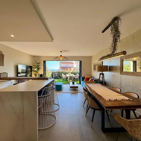 Villa Indigo - Sea View, Pool And 50 M Away